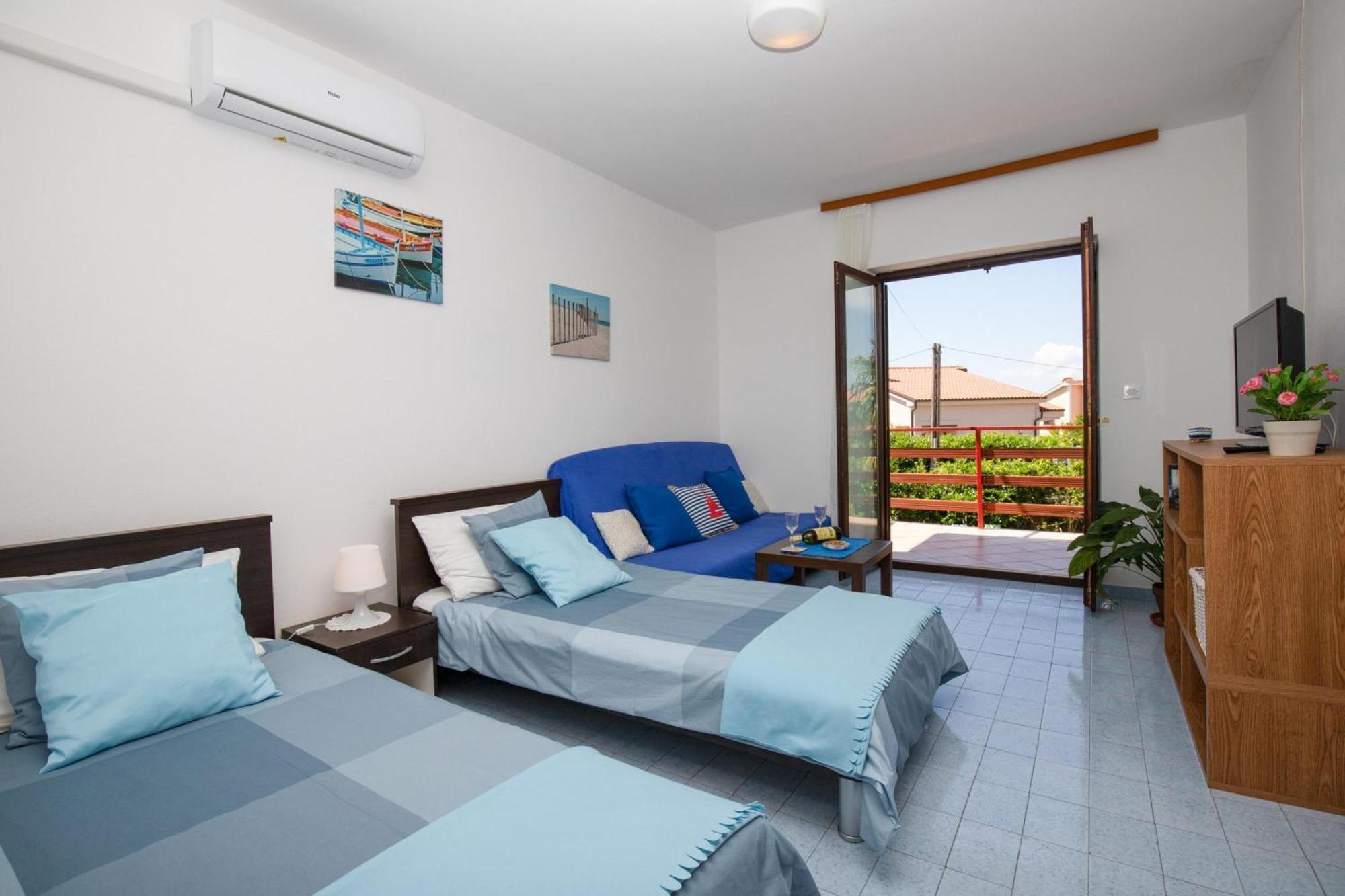 ונטאצ'יצ'י Apartments Brankica Island - Happy Rentals מראה חיצוני תמונה